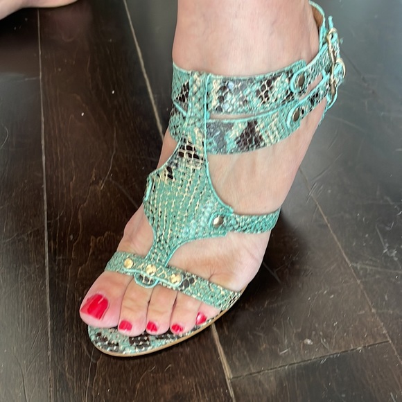 Wolpco green snakeskin print leather heels size 7 (EU 38) - Picture 6 of 10